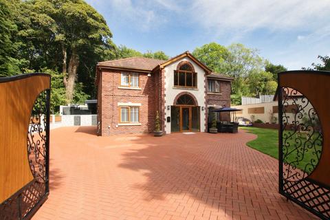 4 bedroom detached house for sale, Nook House, Tredegar, NP22 4QF