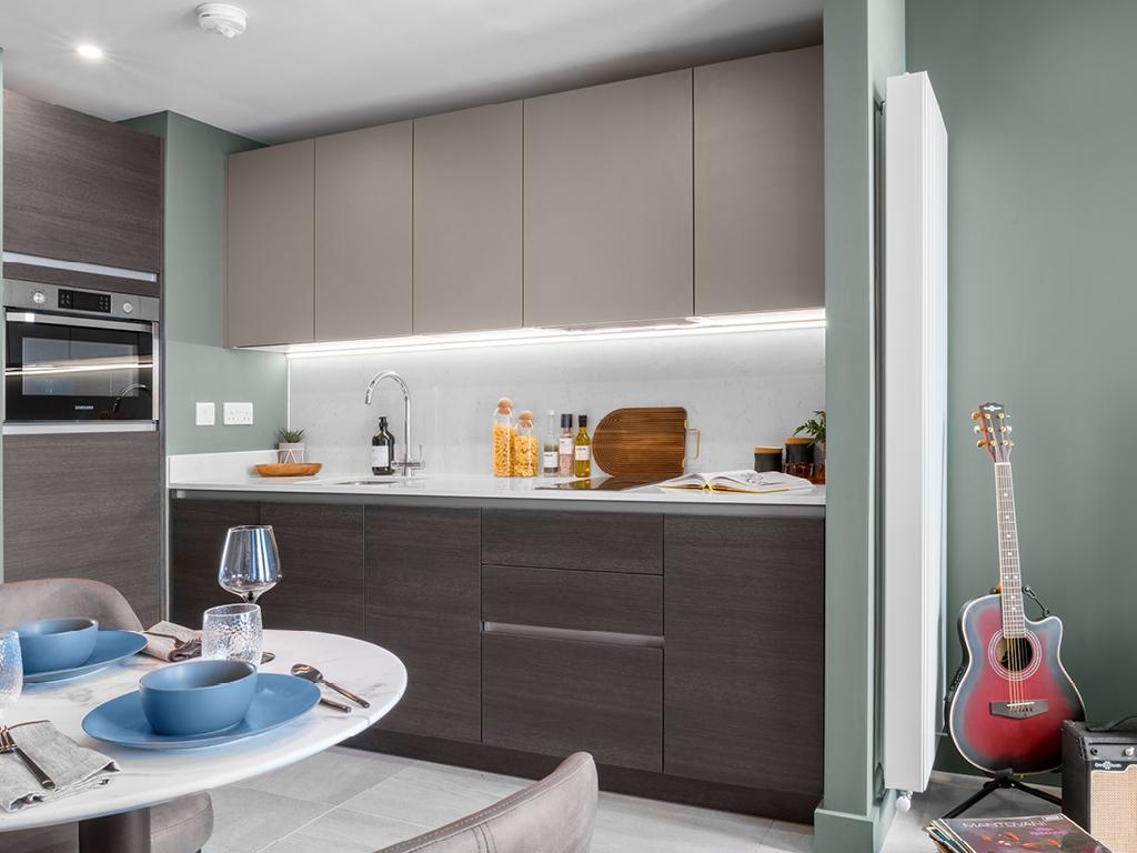 Living & Kitchen 4