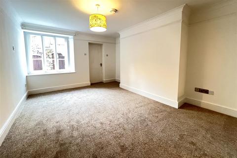 1 bedroom character property to rent, Haines Hill, Taunton TA1