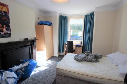 undefined, 25 Southfield Road Cowley Oxford