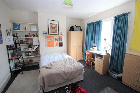 undefined, 25 Southfield Road Cowley Oxford