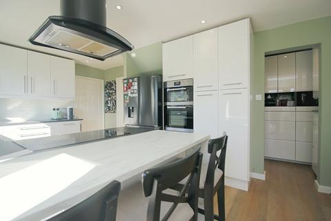 5 bedroom detached house for sale, Redshank Close, Westwood Park, Bradford, BD6
