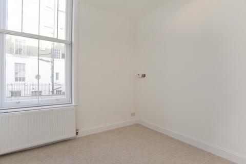 2 bedroom flat to rent, Gloucester Place, Marylebone, W1U
