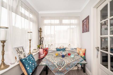 undefined, Braemar Avenue, Neasden, London, NW10