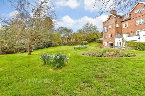 2 bedroom flat for sale, Pembury Road, Tunbridge Wells, Kent