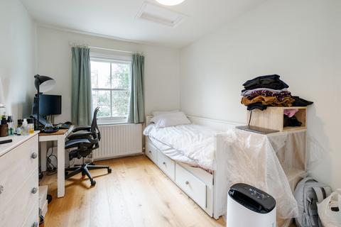 2 bedroom flat for sale, Caedmon Road, London, N7