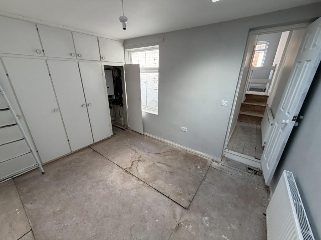 12  Medium  T202603161317.jpg