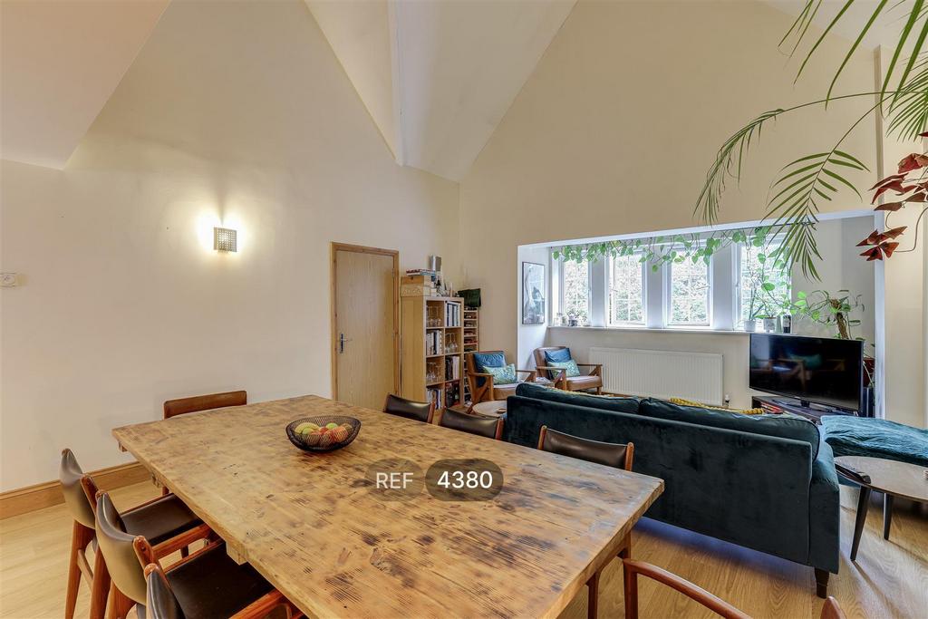 Living/Diningroom