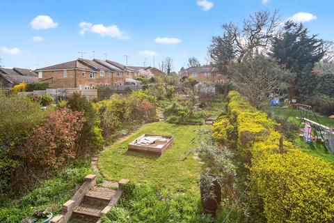 4 bedroom semi-detached house for sale, Lonsdale Drive, Enfield, EN2