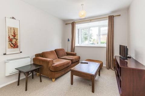 1 bedroom flat to rent, Greenacre Gardens, Walthamstow, London, E17