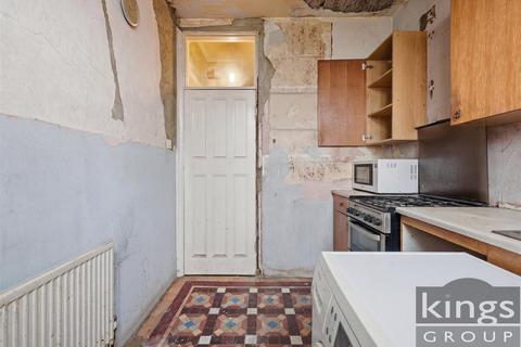 3 bedroom house for sale, Grenoble Gardens, London