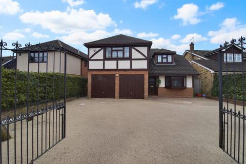 5 bedroom detached house for sale, Wyatts Green Road, Brentwood CM15