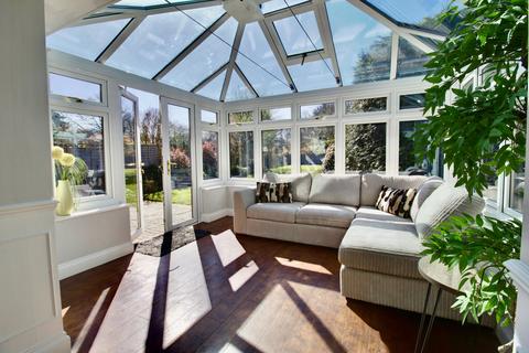 5 bedroom detached house for sale, Wyatts Green Road, Brentwood CM15