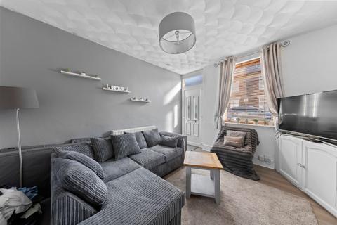 2 bedroom end of terrace house for sale, Earl Street, Warrington, WA2