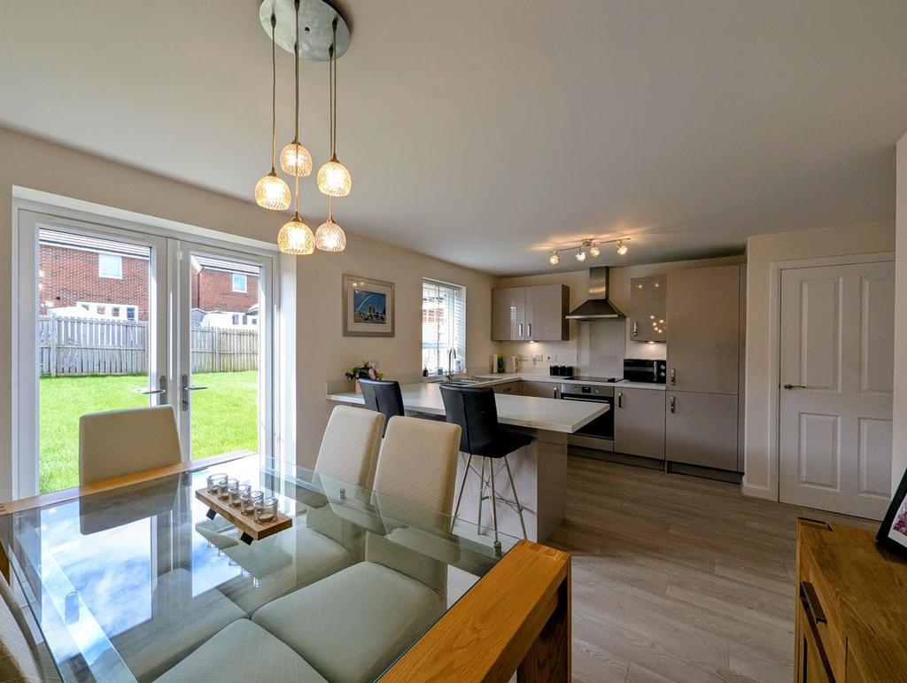 Dining Kitchen