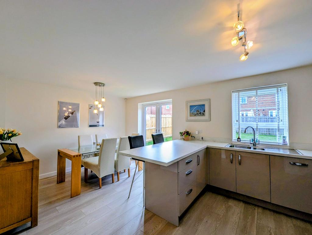 Dining Kitchen