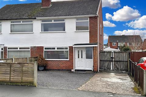 3 bedroom semi-detached house for sale, Peebles Road, Newark