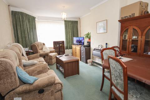 2 bedroom semi-detached bungalow for sale, Hamilton Crescent, Sittingbourne, ME10