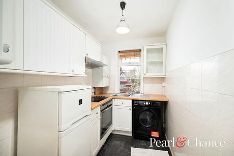 1 bedroom flat to rent, Pennine Drive, London, NW2