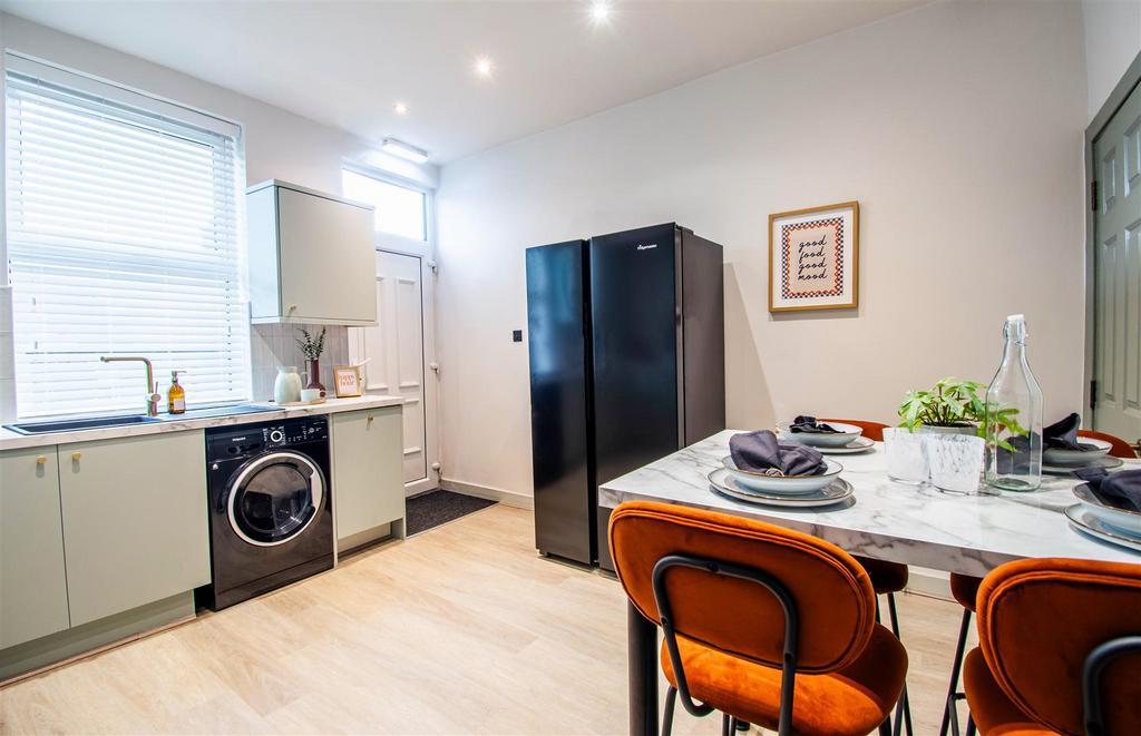 8 Gordon Terrace K (6).jpg