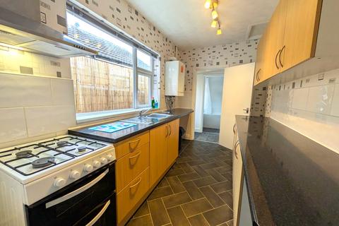 2 bedroom terraced house to rent, Cornwallis Street, Stoke-on-Trent, ST4