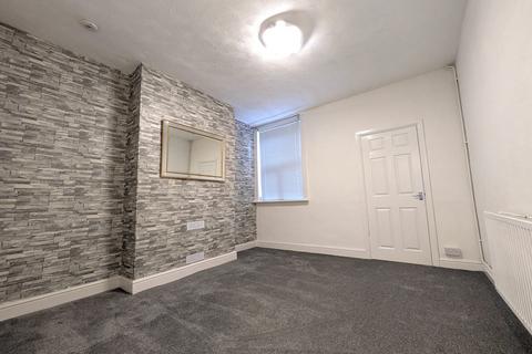 2 bedroom terraced house to rent, Cornwallis Street, Stoke-on-Trent, ST4