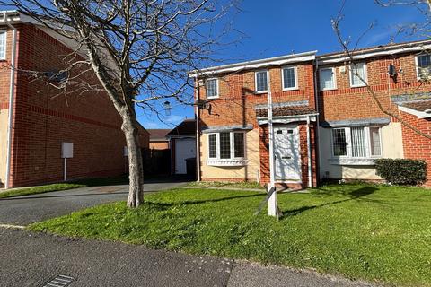 3 bedroom semi-detached house to rent, Hilltop Road, Durham, DH7