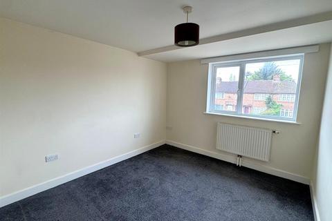 2 bedroom flat for sale, North Lane, Aldershot, GU12