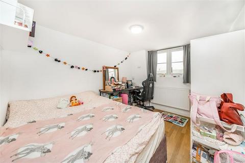 1 bedroom flat for sale, Sussex Way, LONDON N7