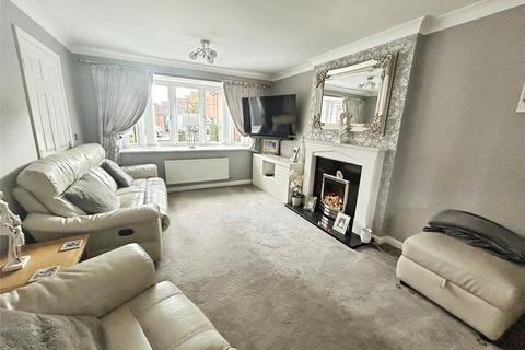 4 bedroom detached house for sale, Blueberry Way, Swadlincote DE11