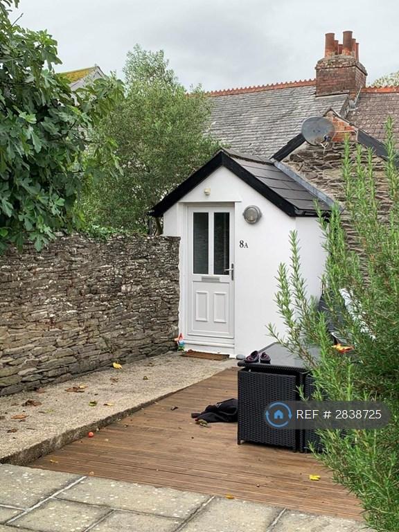 Private Entrance Porch