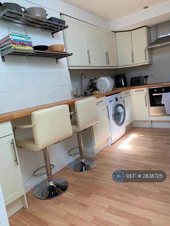 Kitchen With Breakfast Bar
