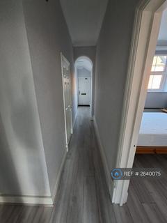 1 bedroom flat to rent, Streatham High Road, London, SW16