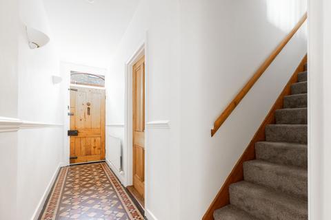 3 bedroom terraced house to rent, Queens Road, Evesham, WR11