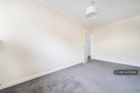 3 bedroom flat to rent, Harlesden, London, NW10