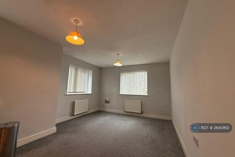 2 bedroom flat to rent, The Trinity, Bolton, BL3