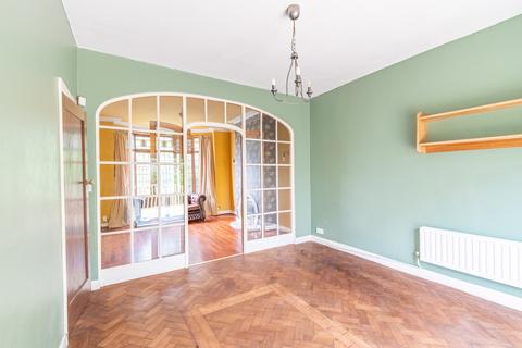 3 bedroom semi-detached house to rent, The Rise, Leeds LS5