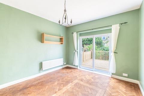 3 bedroom semi-detached house to rent, The Rise, Leeds LS5