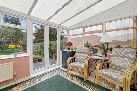 undefined, Gordon Close, Staines-upon-Thames, TW18