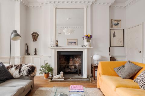 2 bedroom maisonette for sale, Essex Road, London, N1