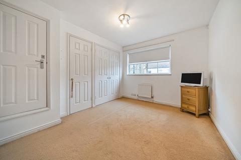2 bedroom duplex for sale, Swaffield Road, Earlsfield, London, SW18