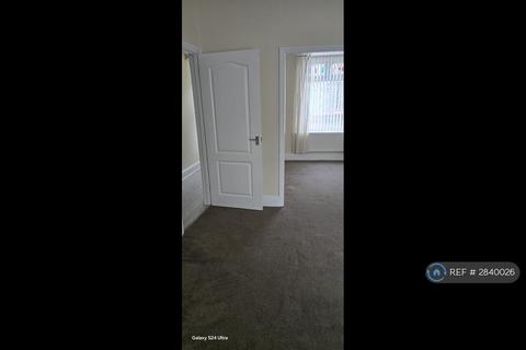 3 bedroom terraced house to rent, Islwyn St, Newport, NP11