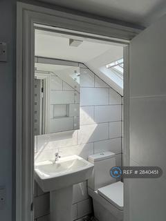 2 bedroom flat to rent, Berry Head Road, Brixham, TQ5