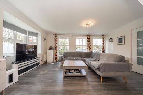 4 bedroom detached house for sale, Darnley Park, Weybridge KT13