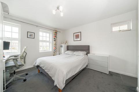 4 bedroom detached house for sale, Darnley Park, Weybridge KT13