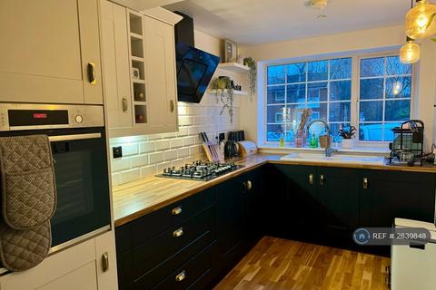 3 bedroom terraced house to rent, Aston View, Hemel Hempstead, HP2