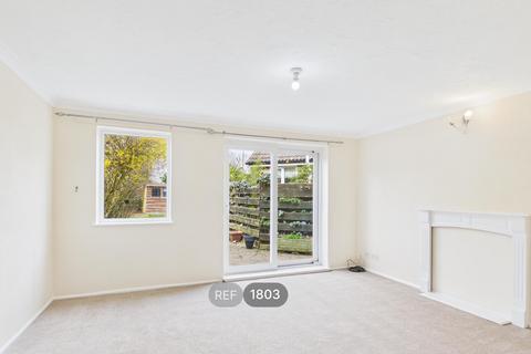 3 bedroom property to rent, 23, Hereward Close, Colchester, CO7 9SB