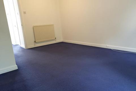 2 bedroom terraced house to rent, Morris Gardens, Ampthill, MK45