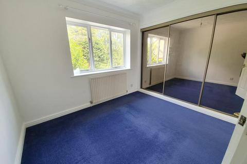 2 bedroom terraced house to rent, Morris Gardens, Ampthill, MK45