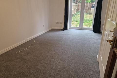 2 bedroom terraced house to rent, Morris Gardens, Ampthill, MK45